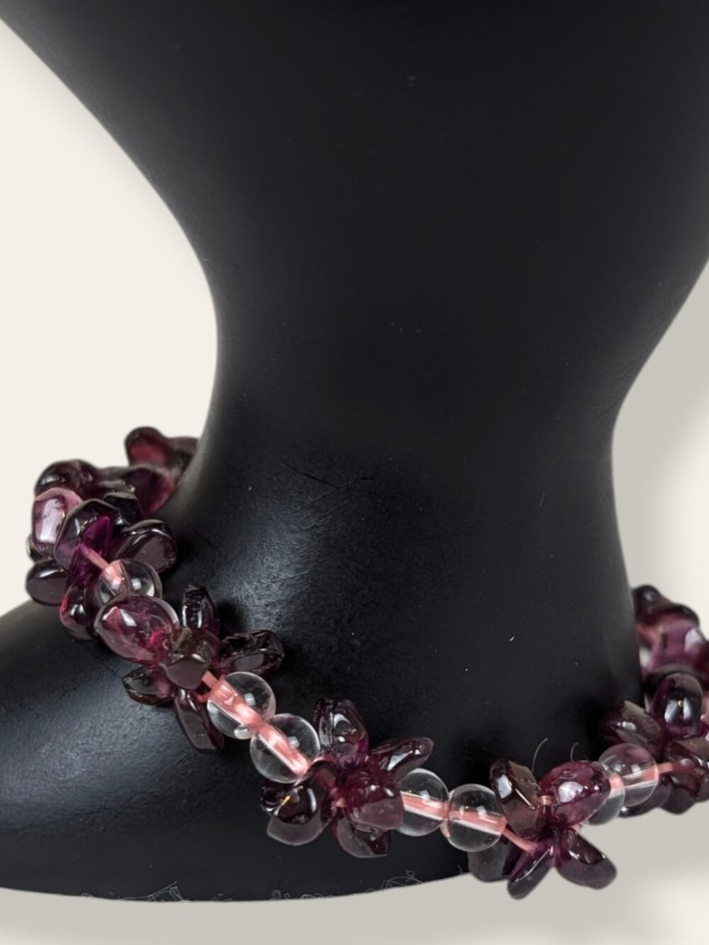 Garnet Chip Floral Beaded Bracelet